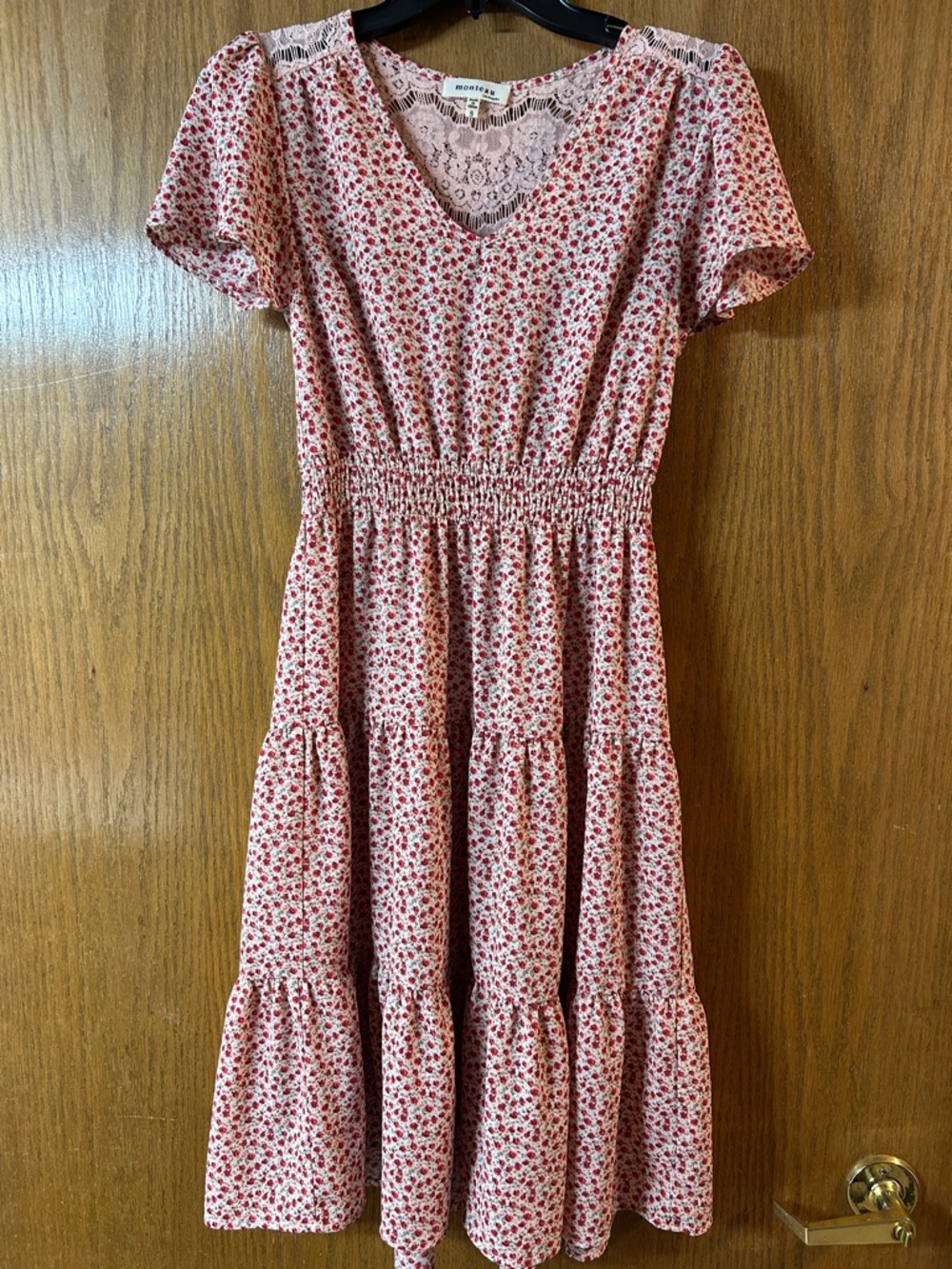 Monteau Los Angeles Pink Floral Tiered Midi Dress with Lace Back
